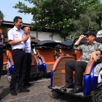 KAI Daop 6 Yogyakarta Bantu 50 Becak Listrik ke Paguyuban Pengayuh Becak Kota Yogyakarta